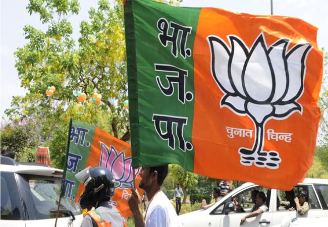 सियासत: अभी तक Nikay Chunav के लिए नारा नहीं तलाश पाई BJP