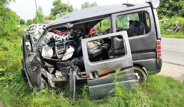 Bulandshahr Road Accident