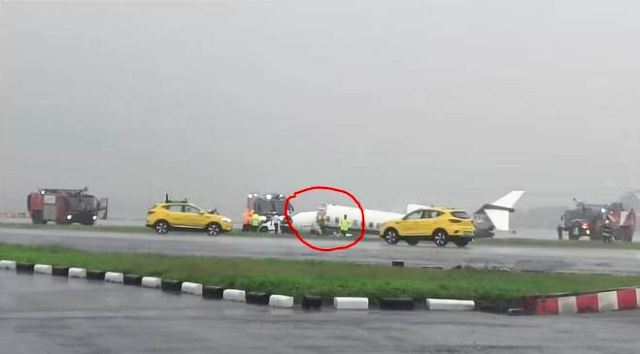 Mumbai Airport Plane