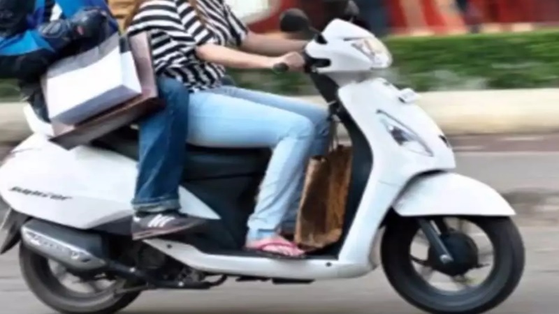 UP Traffic Rules: अब यूपी में वाहन नहीं चला सकेंगे नाबालिग, जाना पड़ सकता है जेल