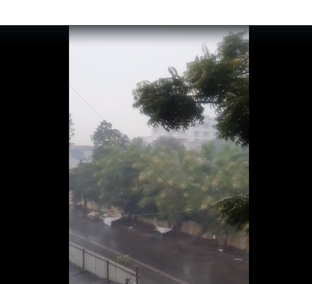 Weather News: बारिश से भीगा लखनऊ, मौसम विभाग ने जारी किया बड़ा अलर्ट