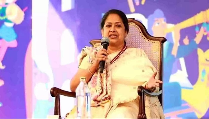 Politics News: प्रणब मुखर्जी की बेटी ने कांग्रेस पर साधा निशाना, बोलीं- 'गांधी-नेहरू परिवार ने मेरे पिता को…