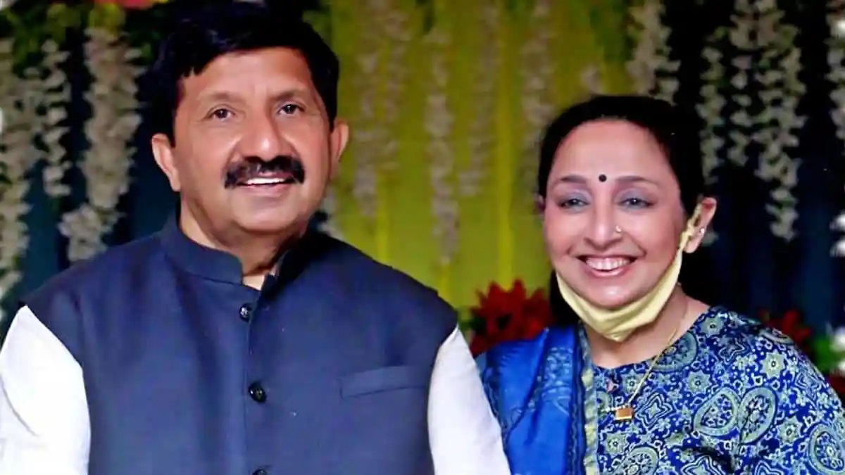 Himachal Pradesh: डिप्टी सीएम मुकेश अग्निहोत्री की पत्नी की हार्ट अटैक से हुई मौत