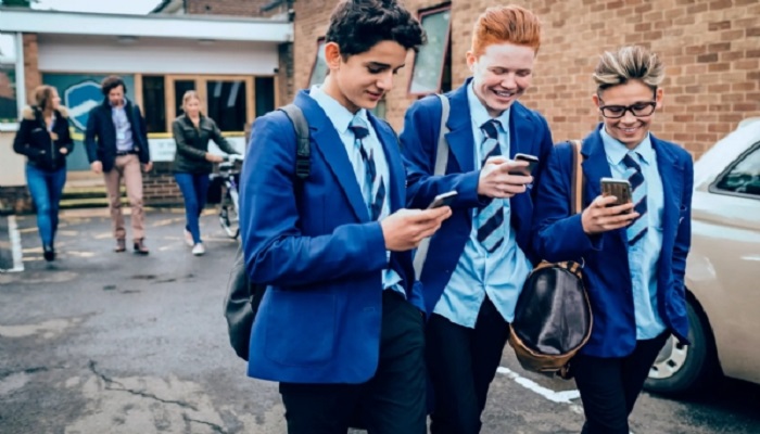 Mobile Ban in Schools
