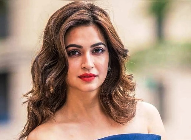 कृर्ति खरबंदा