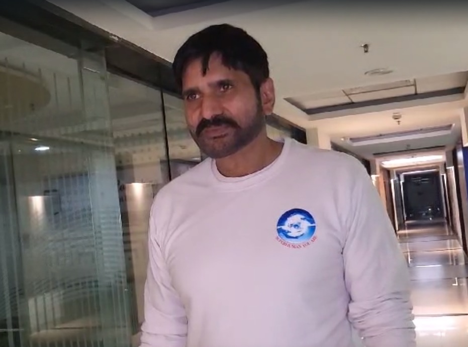 बॉलीवुड के मशहूर एक्टर खान जहांगीर खान ने खोला Super Human Bank of Talent, जानिए इसके बारे में