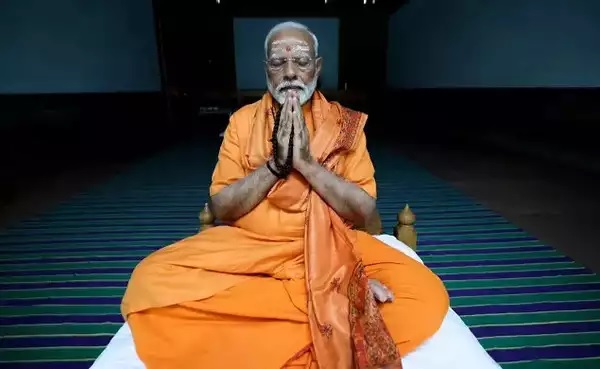 PM Modi Meditation