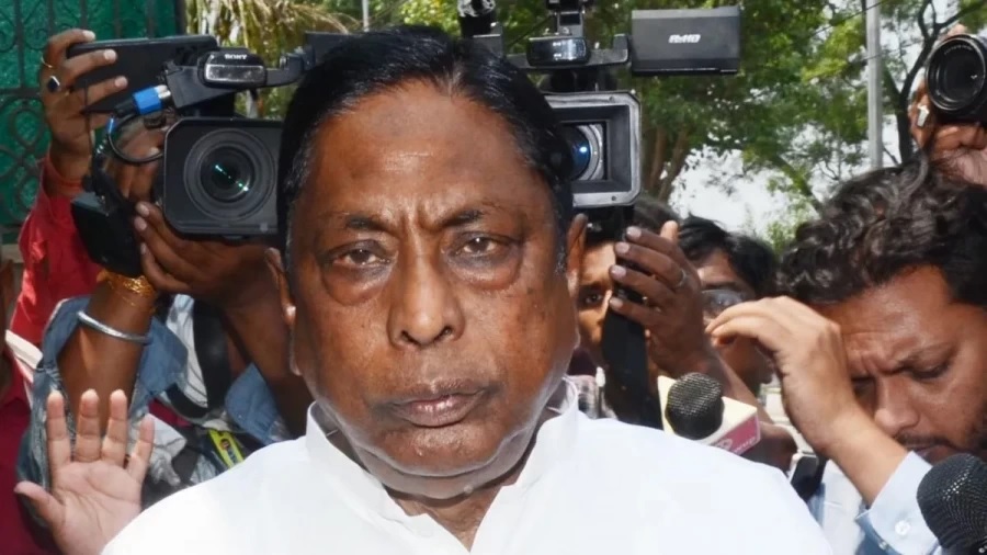 Alamgir Alam Resigns