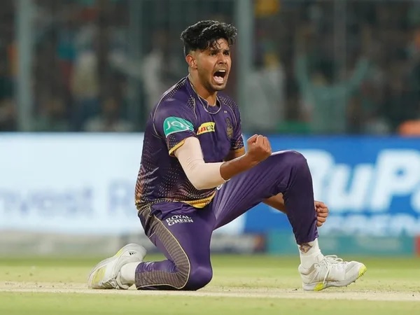 KKR Retain Players