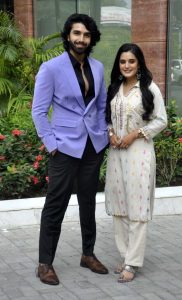 Jaane Anjaane Hum Mile