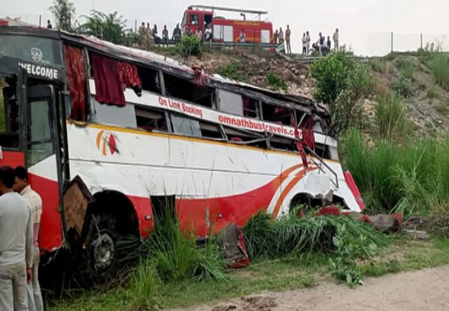 Agra Lucknow Expressway Accident