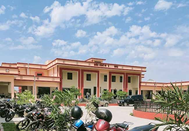 Sarojni Nagar Tahsil
