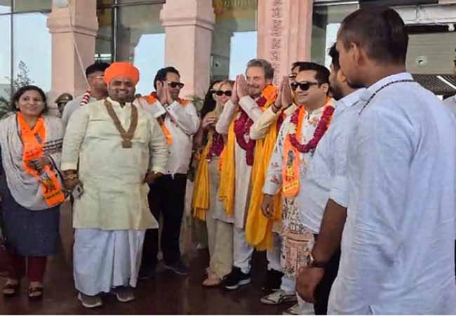 Errol Musk Reached Ayodhya