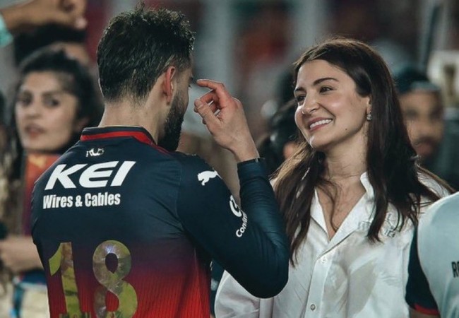 Virat Anushka emotional moment