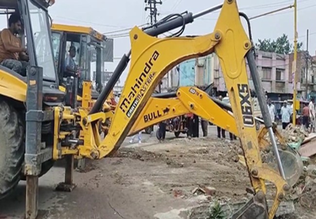 bulldozer runs on encroachment