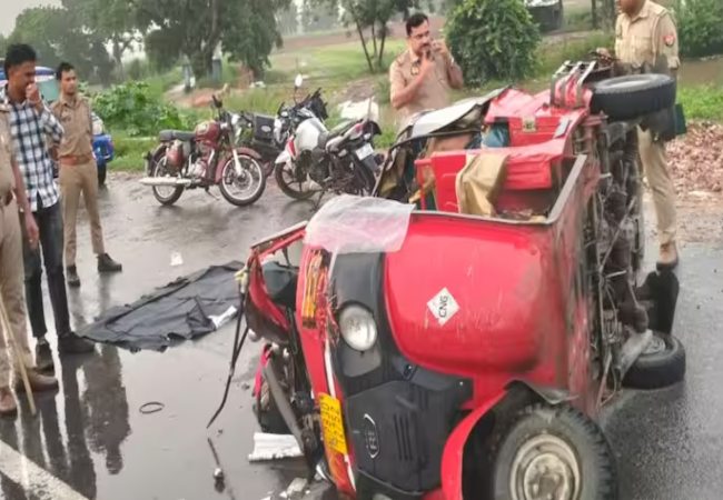 Agra Firozabad highway accident