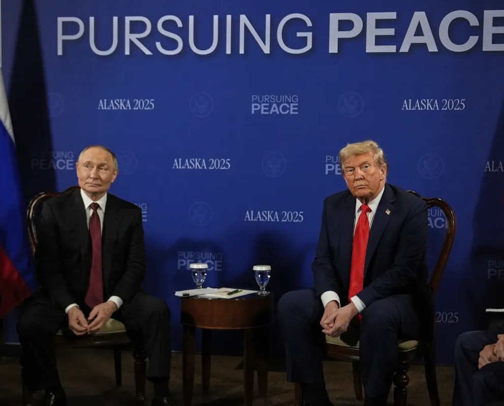 भारत ने ट्रंप-पुतिन शिखर वार्ता की सराहना की, यूक्रेन संकट का समाधान 'वार्ता और कूटनीति' से ही संभव: MEA