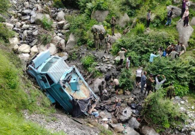 Jammu and Kashmir road accident