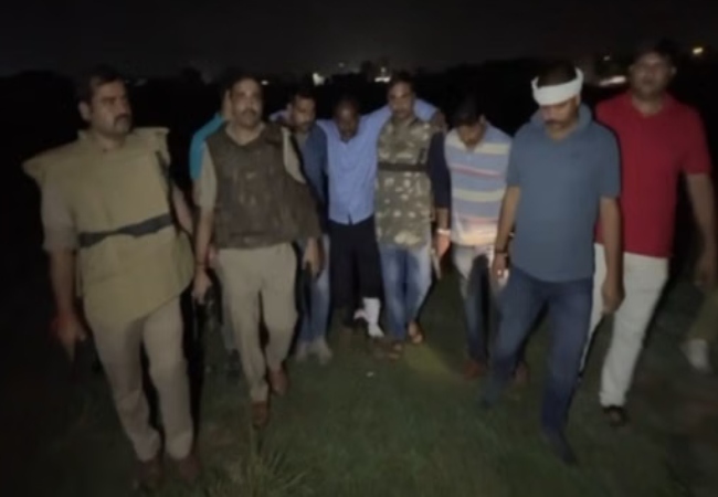 Mukeem arrested in encounter