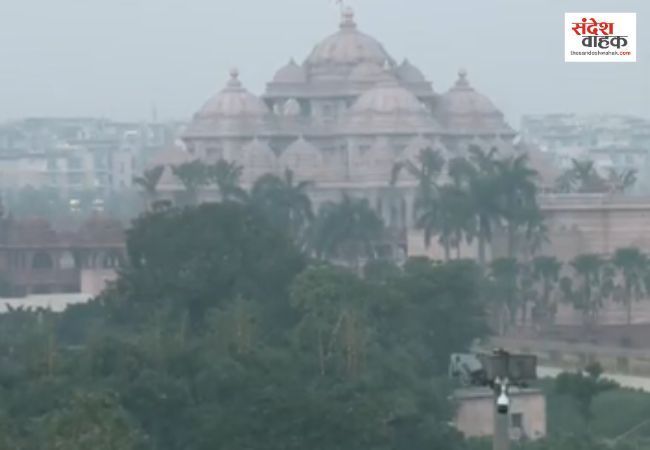 दिल्ली-एनसीआर में बढ़ी सर्दी के साथ हवा भी हुई ज़हरीली, 380 के पार पहुंचा AQI 