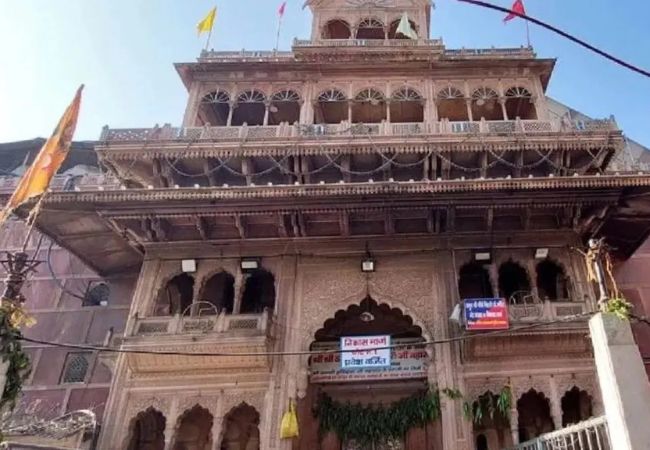 Mathura News: 54 साल बाद खुल रहा बांकेबिहारी मंदिर का तोशखाना