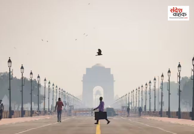 दिल्ली-एनसीआर में बढ़ी सर्दी के साथ हवा भी हुई ज़हरीली, 380 के पार पहुंचा AQI