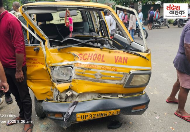 Lucknow Fortuner accident