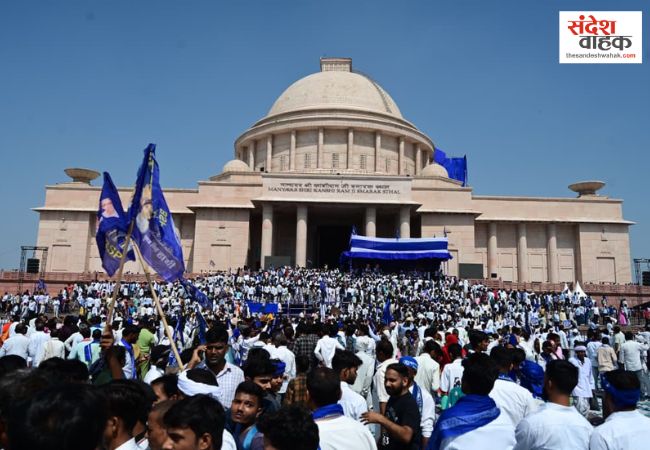 Mayawati holds Kanshi Ram memorial rally