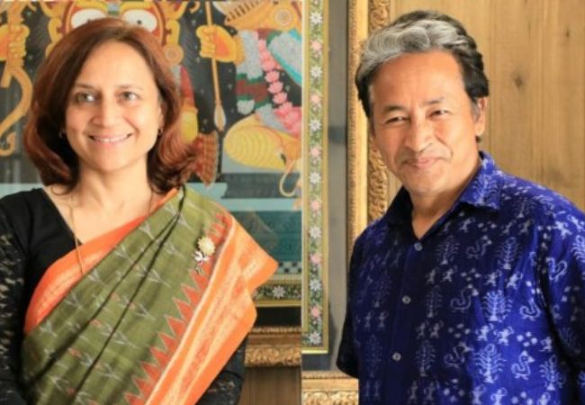 सोनम वांगचुक की गिरफ्तारी पर केंद्र को नोटिस, सुप्रीम कोर्ट ने मंगा जवाब 
