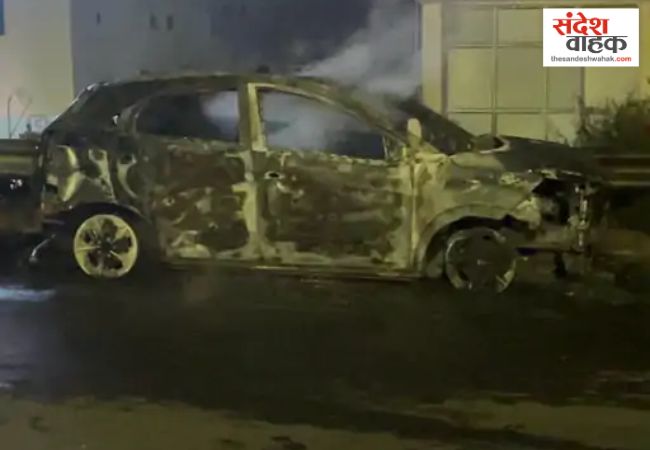 Lucknow car fire