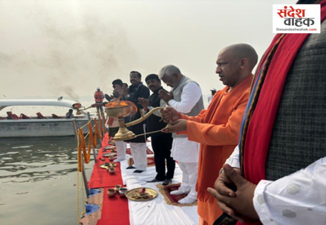 CM Yogi Adityanath visits Prayagraj