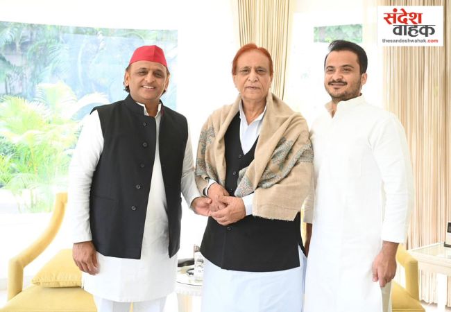 Azam Khan Akhilesh Yadav meeting