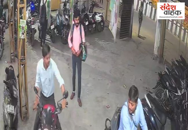 Lucknow Helmet Theft