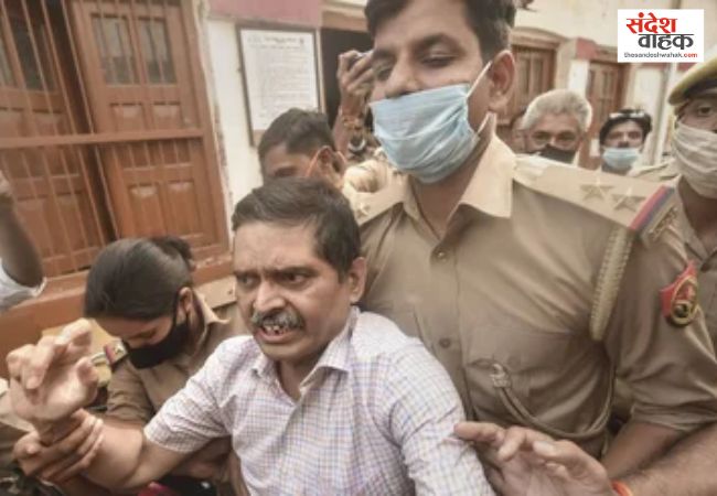 Amitabh Thakur Arrested