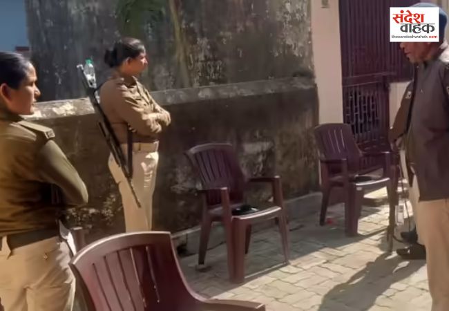 मऊ के बाबू के ठिकानों से मिली 17 करोड़ की संपत्ति, बिहार-झारखंड के कई शहरों में मिले महल और गोदाम