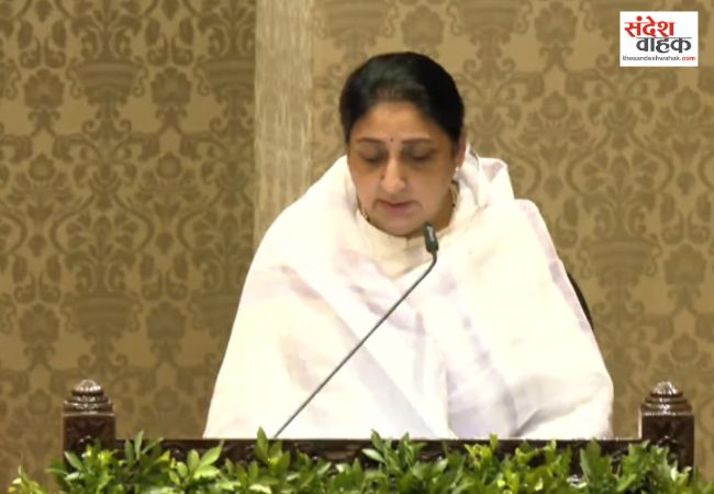 सुनेत्रा पवार ने ली महाराष्ट्र की डिप्टी CM पद की शपथ