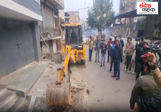 Chomu Bulldozer Action