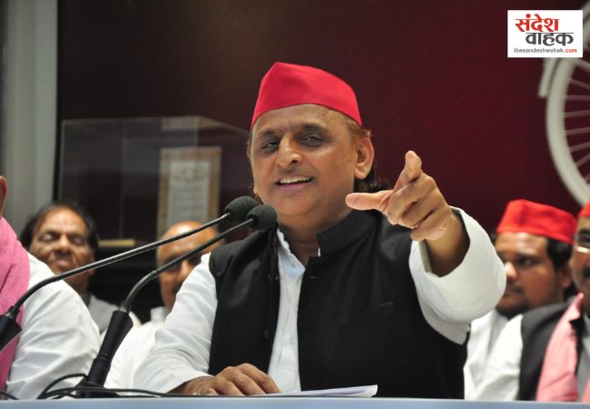 अखिलेश यादव का बजट पर तीखा तंज, बोले- अब तो लोहे पर पीतल चढ़ाकर जेवर पहनने पड़ेंगे