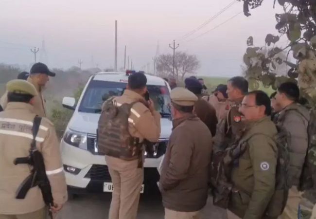 मुजफ्फरनगर मुठभेड़: 50 हजार का इनामी और 40 मुकदमों का आरोपी अमजद ढेर, दो पुलिसकर्मी भी घायल