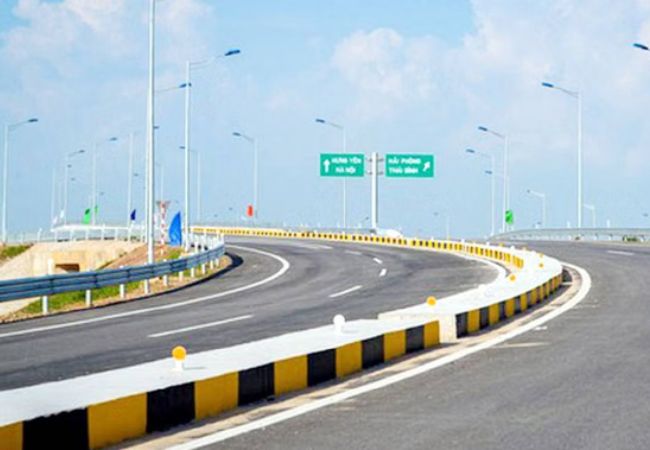 लखनऊ-कानपुर एक्सप्रेसवे: इस दिन से शुरू होगा सफर, 35 मिनट में तय होगी दूरी