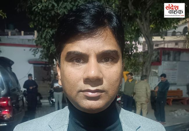 बिजनौर में फर्जी डिप्टी डायरेक्टर मनोज गिरफ्तार, एसटीएफ ने गुलमोहर रेस्टोरेंट से दबोचा