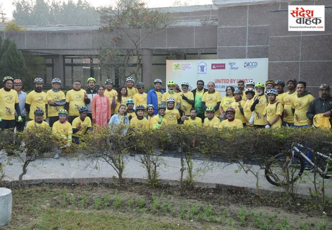 Lucknow News: अंतरराष्ट्रीय बाल कैंसर दिवस पर SGPGI निदेशक ने साइकिल चलाकर बढ़ाया बच्चों का हौसला