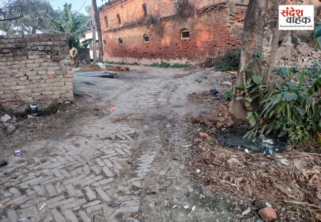 Siddharthnagar News: भाजपा के प्रथम प्रदेश अध्यक्ष स्व. माधव प्रसाद त्रिपाठी की जन्मभूमि की उपेक्षा पर डिप्टी सीएम हुए सख्त