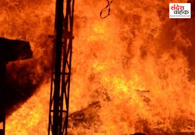 टॉलीगंज की हाई-राइज बिल्डिंग में लगी भीषण आग, बच्चों के साथ जान बचाकर नीचे भागे यश और नुसरत