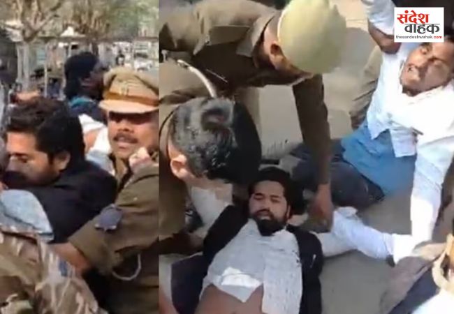 लखनऊ यूनिवर्सिटी में मोहन भागवत के कार्यक्रम पर छात्रों का भारी हंगामा, कई छात्र हिरासत में