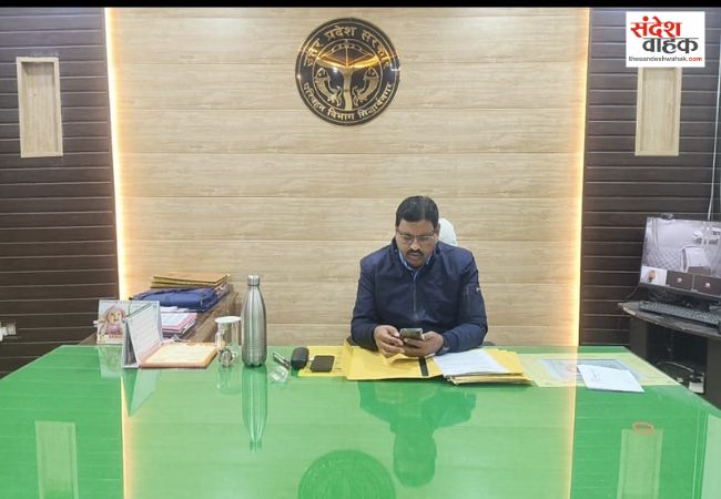 Siddharthnagar News: ARTO चम्पा लाल ने संभाला कार्यभार, बोले- डग्गामार वाहनों पर लगेगा अंकुश