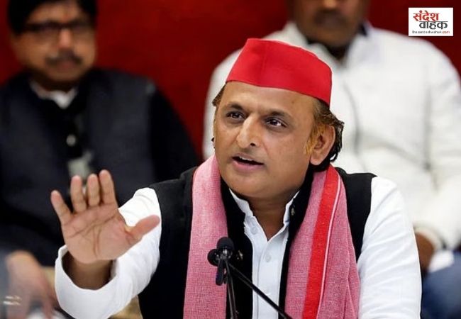 अखिलेश यादव का दोहरा प्रहार, बोले- राज्यपाल का भाषण जुमलों का महोत्सव