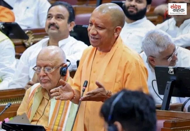 UP Budget में रोजगार और शिक्षा पर बड़ा दांव, 10 लाख जॉब्स के साथ 14 मेडिकल कॉलेज का ऐलान