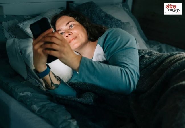 कम रोशनी में काम करना भी हो सकता है Myopia का कारण