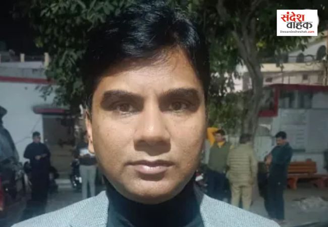 बिजनौर में 'फर्जी' IB डिप्टी डायरेक्टर गिरफ्तार, NSA का नकली कार्ड दिखाकर करता था वसूली